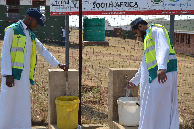 Al-Imdaad Foundation borehole sponsored by #OperationHydrate located at the Mthingana High School outside Paulpietersburg is providing essential water supplies to learners and the surrounding community